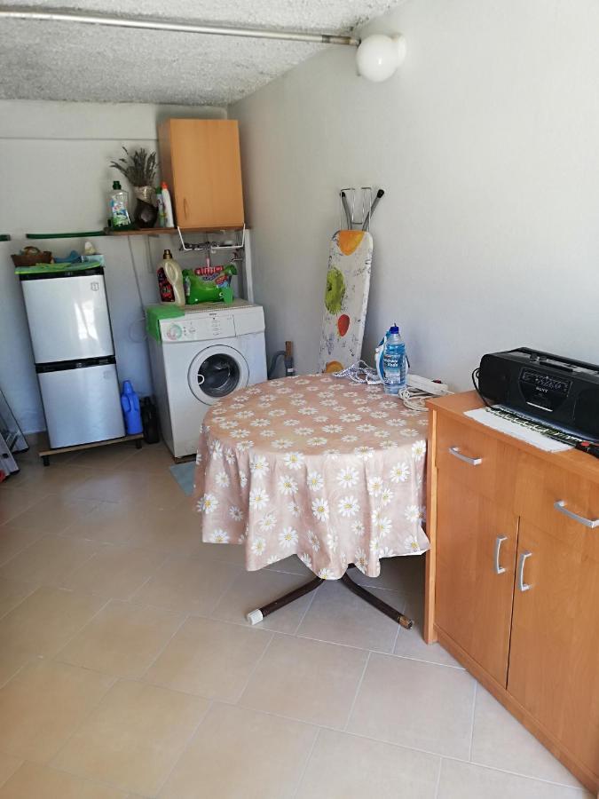Emil Apartment Jasenice  Exterior photo