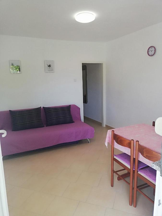 Emil Apartment Jasenice  Exterior photo